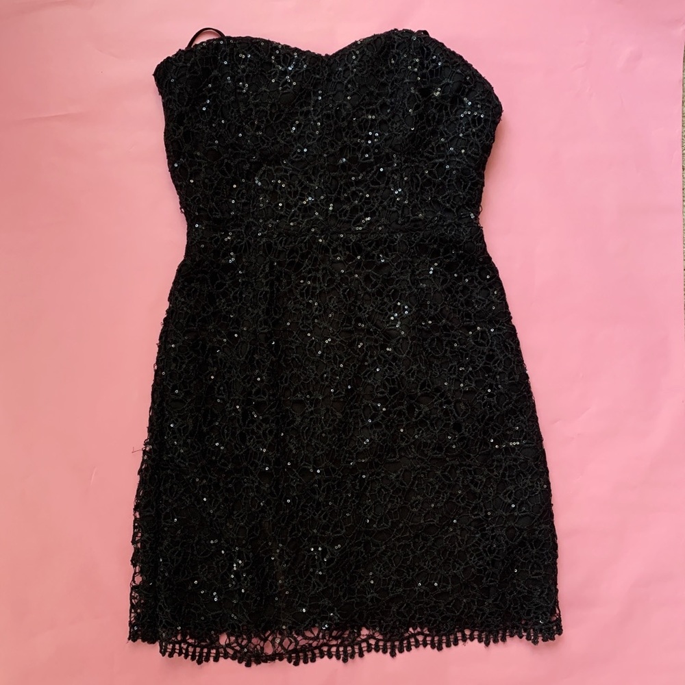 🛍black lacy dress